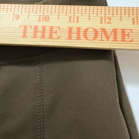 ALO Yoga Airbrush High Waist Flutter Leggings. Chocolate Brown Flare w Split. - Picture 6 of 16